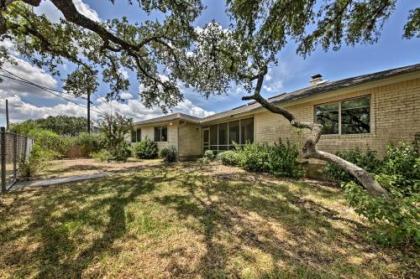 Canyon Lake Home with Yard - half Mile To Boat Launch! - image 2