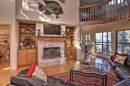 Secluded Home with Canyon Lake View Near Boat Launch! - image 4