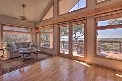 Stunning Canyon Lake Home with Deck Hot Tub and Kayak! - image 17