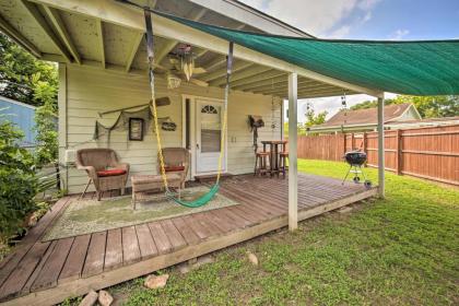 Pet Friendly Canyon Lake Cottage Fish and Boat