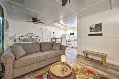 Pet-Friendly Canyon Lake Cottage Fish and Boat - image 8