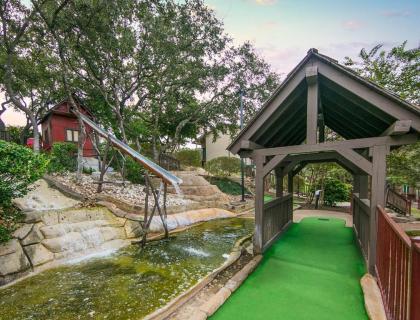 Recreational Resort Condos Overlooking Beautiful Canyon Lake - image 17