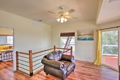 Spacious Canyon Lake Home Less Than 1 Mi to Boat Ramp - image 16