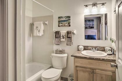 Updated Cape Canaveral Townhome Walk to the Beach - image 12