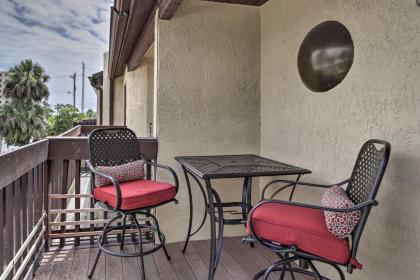 Updated Cape Canaveral Townhome Walk to the Beach - image 13