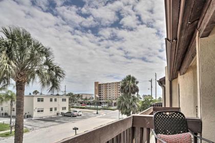 Updated Cape Canaveral Townhome Walk to the Beach - image 8