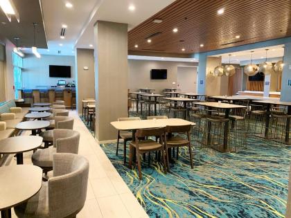 SpringHill Suites by Marriott Cape Canaveral Cocoa Beach - image 4