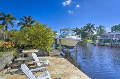 Canal Front Refuge Fun in the Sun and Ocean Cape Coral