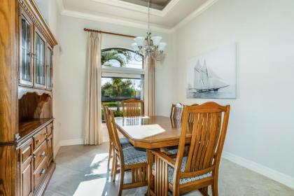 Cape Coral Getaway - image 12