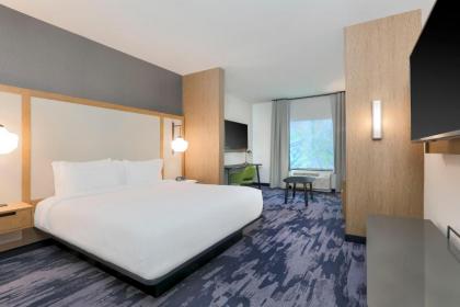 Fairfield Inn & Suites Cape Coral/North Fort Myers - image 1