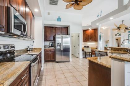 Cape Coral Paradise - image 10