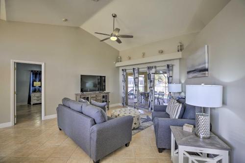 Lavish Cape Coral Residence with Private Pool! - image 2