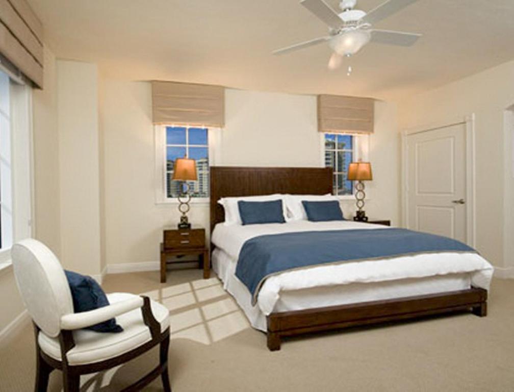 Luxurious Cape Coral Suite with on-site Marina - One Bedroom Suite #1 - image 2