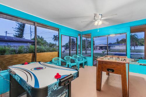 Bikini Bottom Bungalow - Heated Pool & Game Room - Roelens Vacations - main image