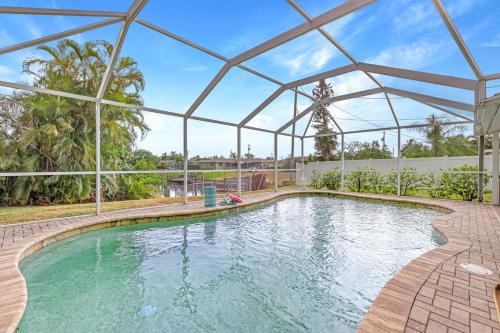 Nostra Palazzo on the Canal - Cape Coral - Roelens Vacations - main image