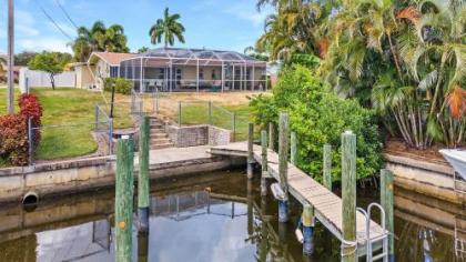 Nostra Palazzo on the Canal - Cape Coral - Roelens Vacations - image 3