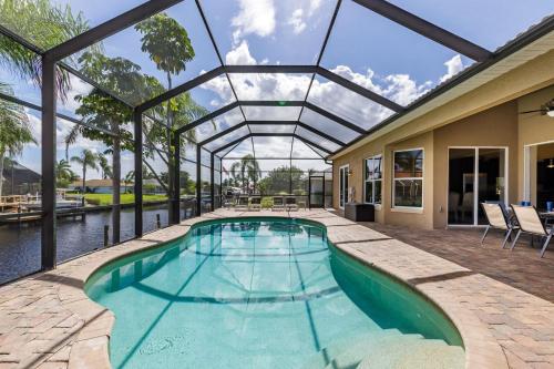 Villa Barefoot - Roelens Vacations - Heated Pool & Spa Gulf Access Sleeping Capabilities for 10! - main image