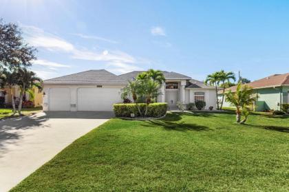 Coastal Paradise with Heated Pool - Villa Coral Mermaid - Cape Coral - image 13