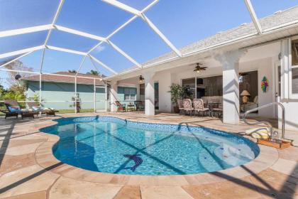 Coastal Paradise with Heated Pool - Villa Coral Mermaid - Cape Coral - image 5