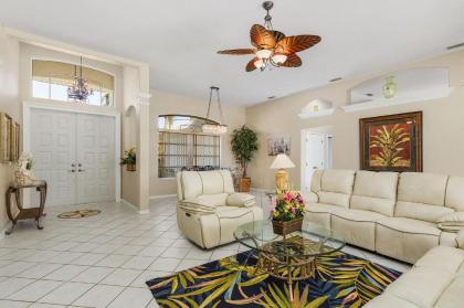 Coastal Paradise with Heated Pool - Villa Coral Mermaid - Cape Coral - image 6