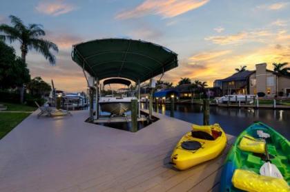 DIRECT Gulf access Heated Pool & Spa Kayaks - Dance the night away at Villa Dancing Flamingo! - image 2