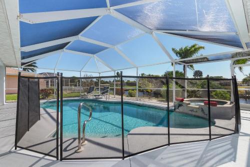 Villa Porpoise of Life - Cape Coral - Roelens Vacations - image 4