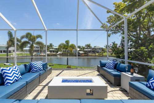 Villa Whispering Palms - Cape Coral - Roelens Vacations - main image