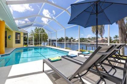 Villa White Paradise   Cape Coral   Roelens Vacations Cape Coral Florida