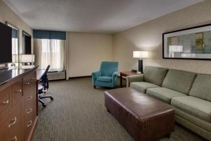 Drury Inn & Suites Cape Girardeau - image 12