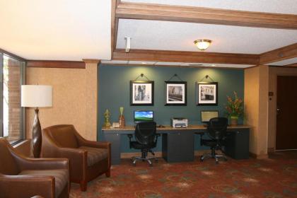 Auburn Place Hotel & Suites Cape Girardeau - image 10