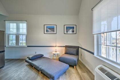 Luxe Historic Beach Condo Walk to Atlantic Coast! - image 4