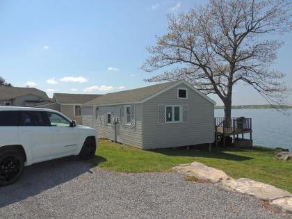 Angel Rock Waterfront Cottages - image 10