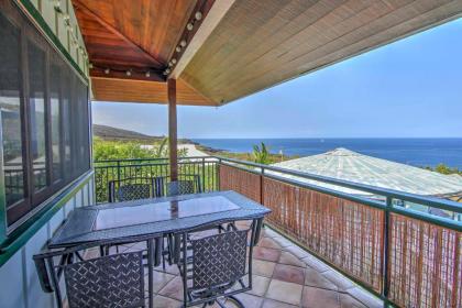 Captain Cook ‘Anji’s Beach House’ w/Lanai & Views!