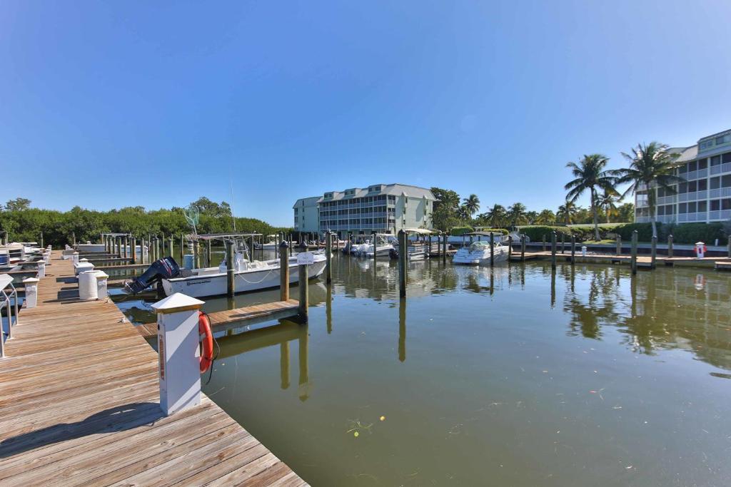 Beautiful Waterfront Residence at South Seas Resort - image 7