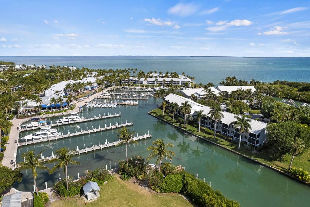 Gorgeous Marina Villas Residence at South Seas Resort - image 3