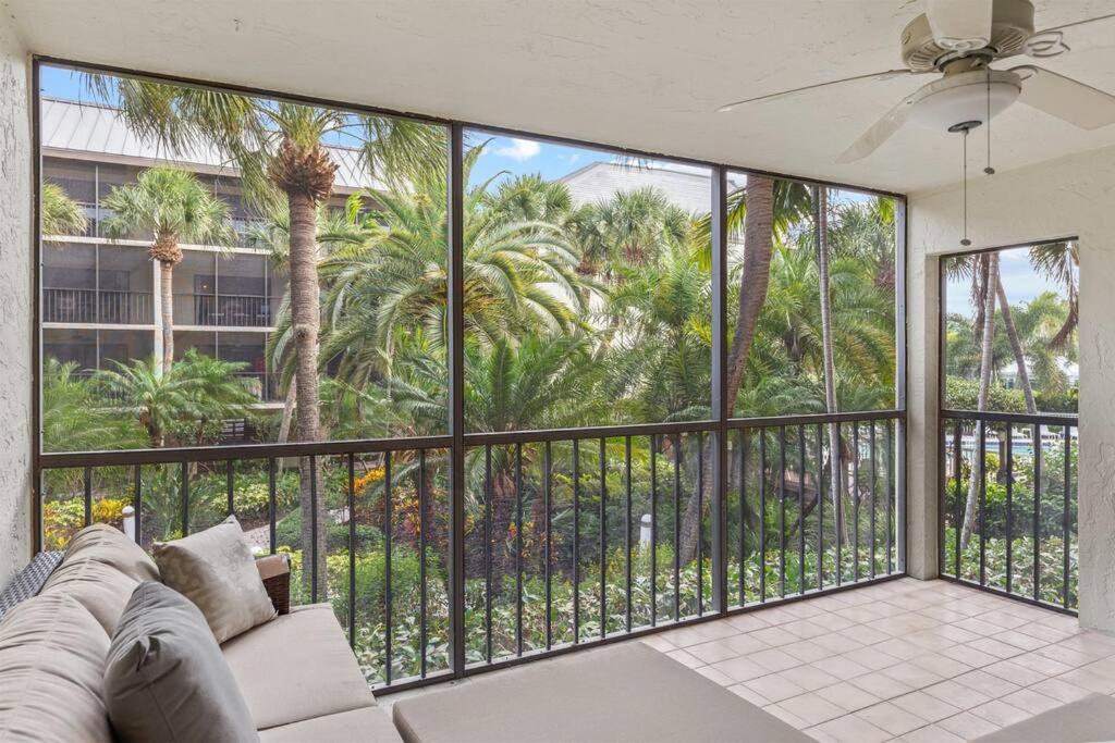 World Class Resort Famous Beaches Captiva Island Remodeled Unit Large Lanai - image 6