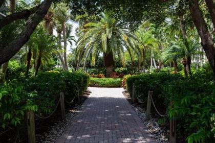 Newly Renovated Tennis Villas Residence South Seas Resort Captiva - image 10