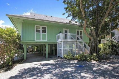 Captiva Beach House in Sunset Captiva - image 3