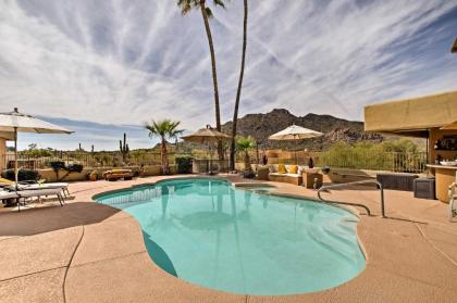 Carefree Casita with Mtn View and Pool and Hot Tub Access - image 10