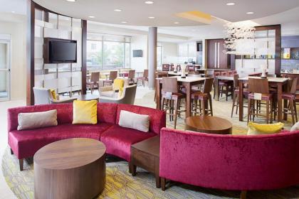 SpringHill Suites by Marriott Carle Place Garden City - image 14