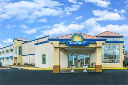 Days Inn By Wyndham Carlisle North - image 18