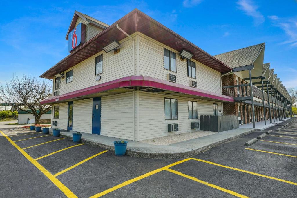 Motel 6 Carlisle PA - Cumberland Valley - image 6