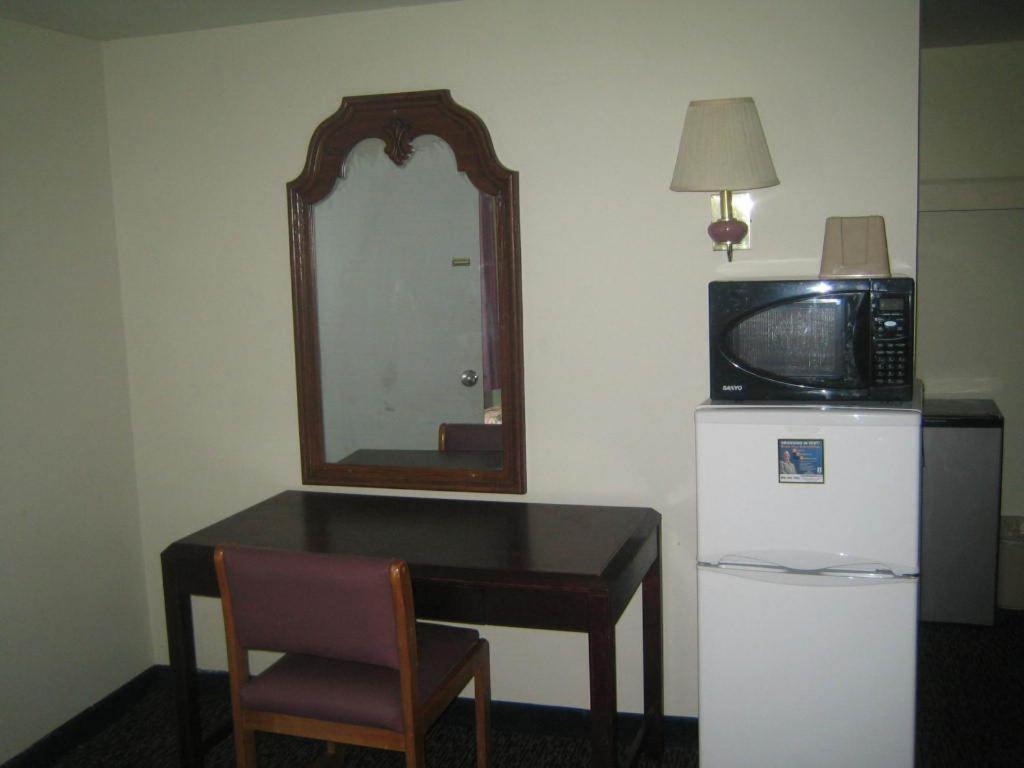 Budget Inn Carlisle - image 3