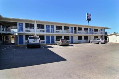 Motel 6-Carlsbad NM - image 11