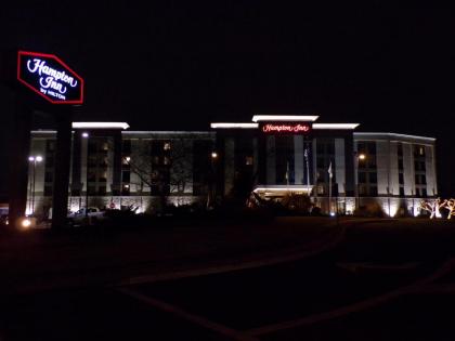 Hampton Inn Carlstadt At The Meadowlands - image 2