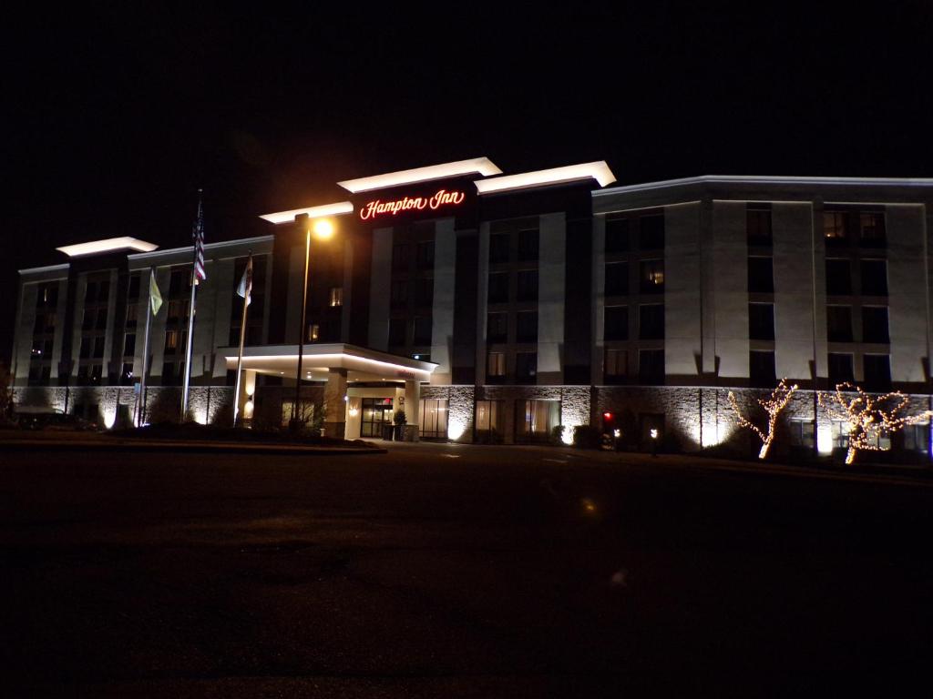 Hampton Inn Carlstadt At The Meadowlands - image 3