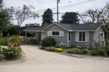 Carmel River Inn - image 1