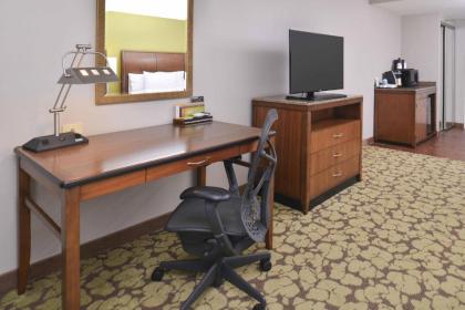 Hilton Garden Inn Indianapolis/Carmel - image 12