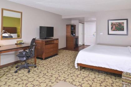 Hilton Garden Inn Indianapolis/Carmel - image 9