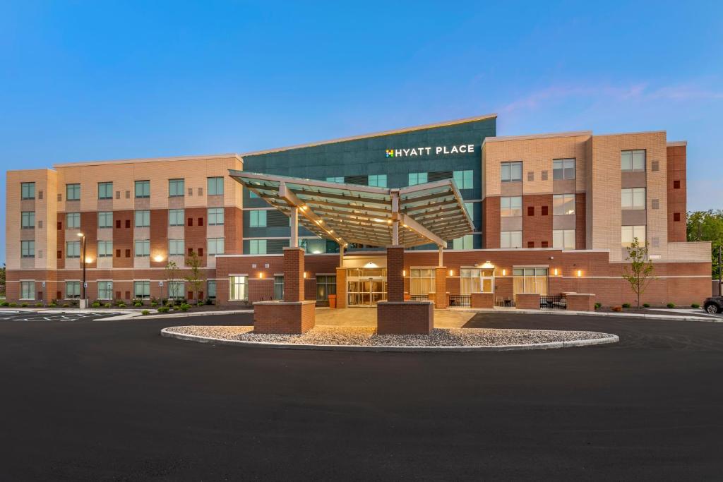 Hyatt Place Indianapolis Carmel - image 3